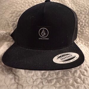 Volcom Classic Black Snapback Hat